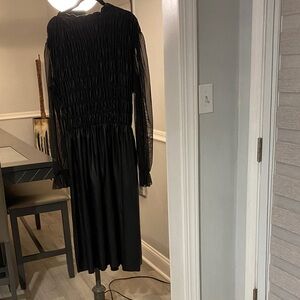 Elegant Black Midi Dress